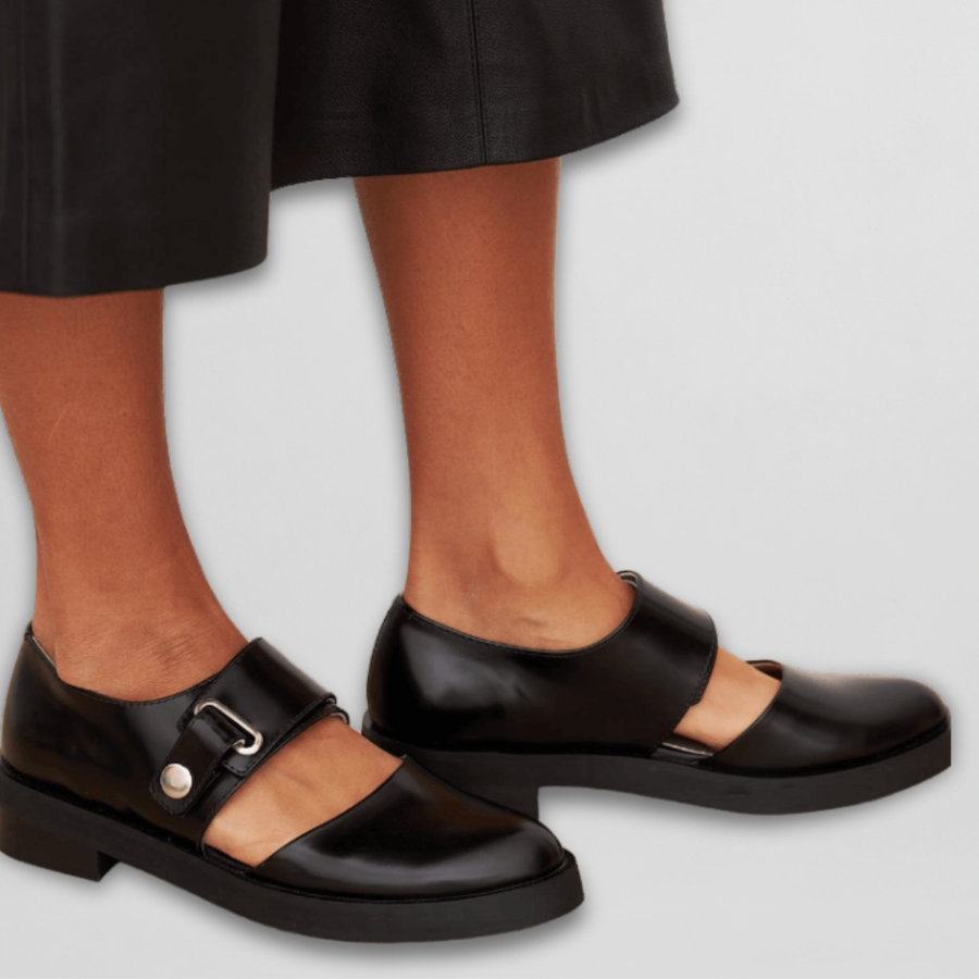 Sara | Clasic Loafers With Adjustable Buckle