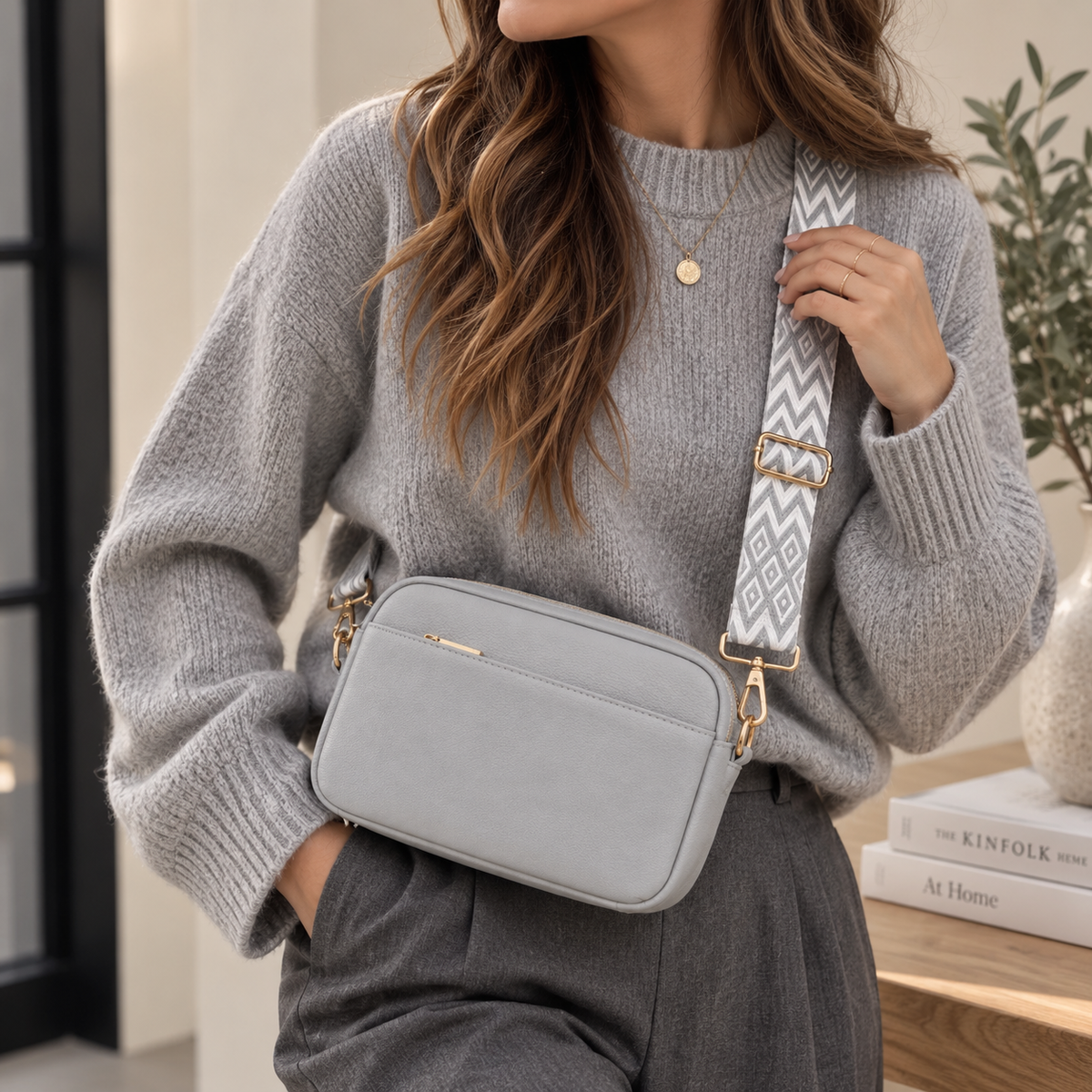NUBE | Statement Crossbody Bag