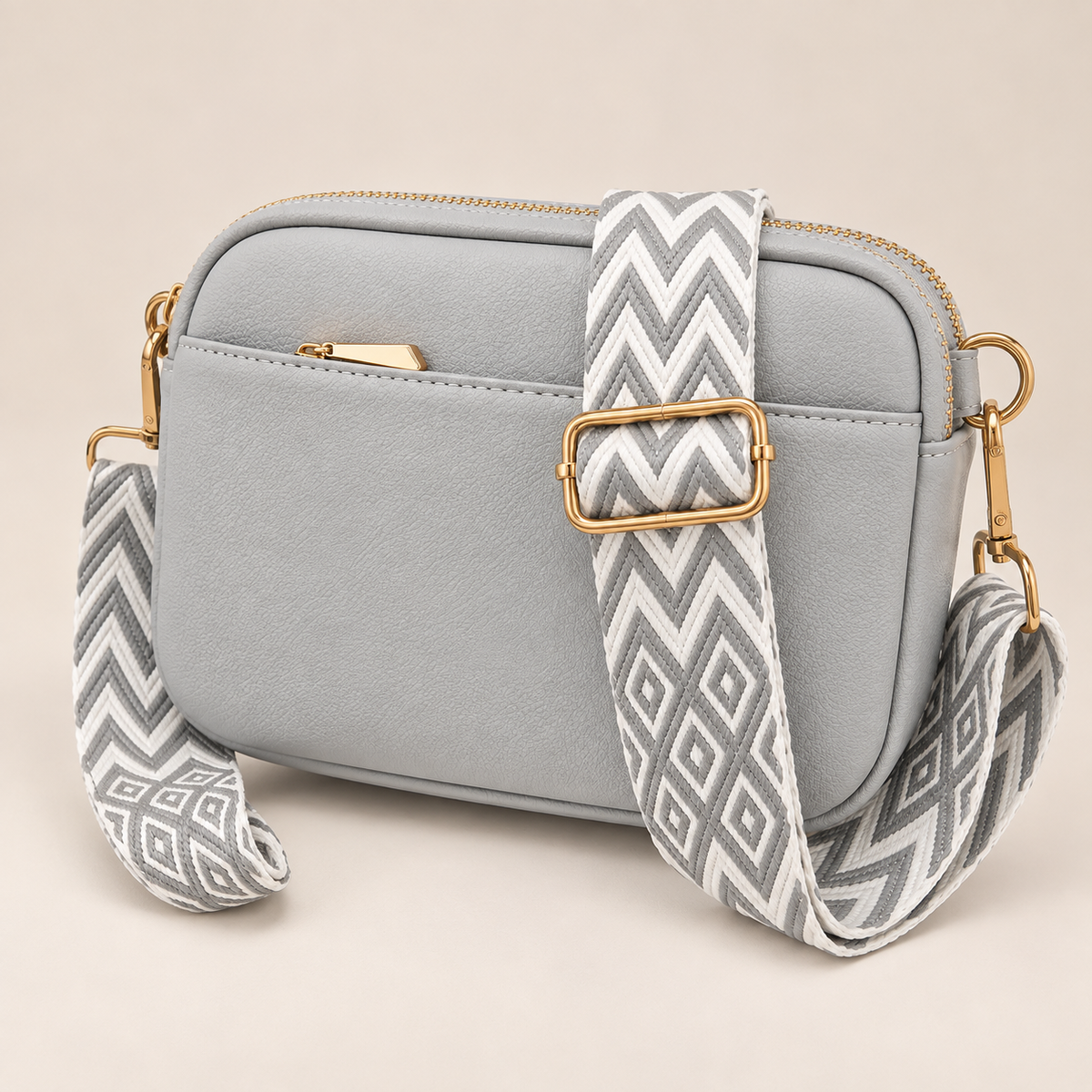 NUBE | Statement Crossbody Bag