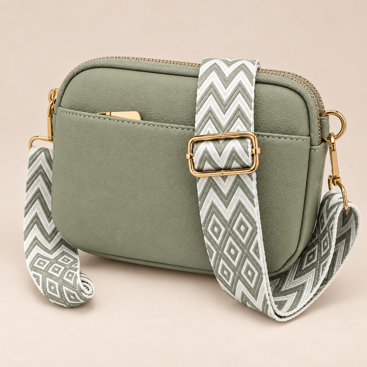 NUBE | Statement Crossbody Bag