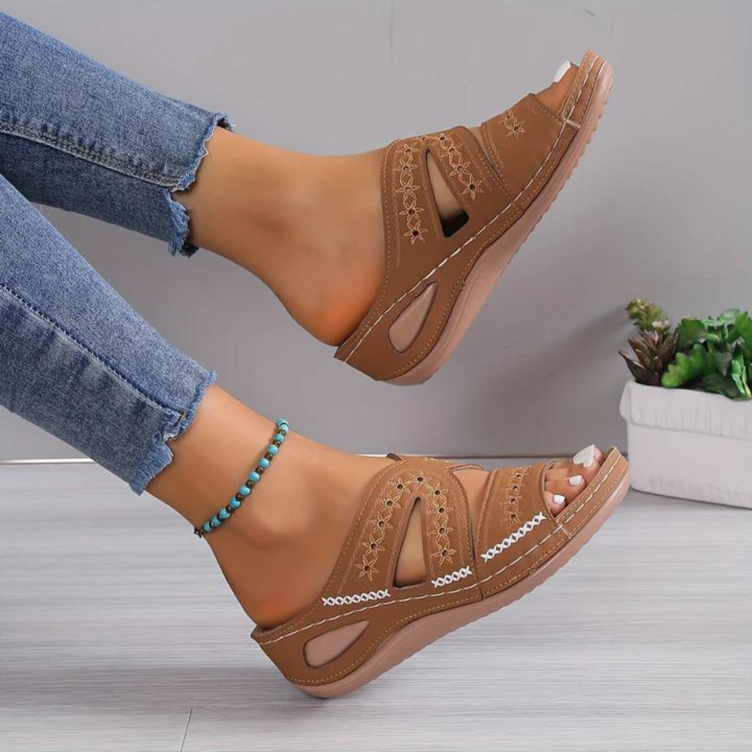 Emma's | Orthopaedic Sandals