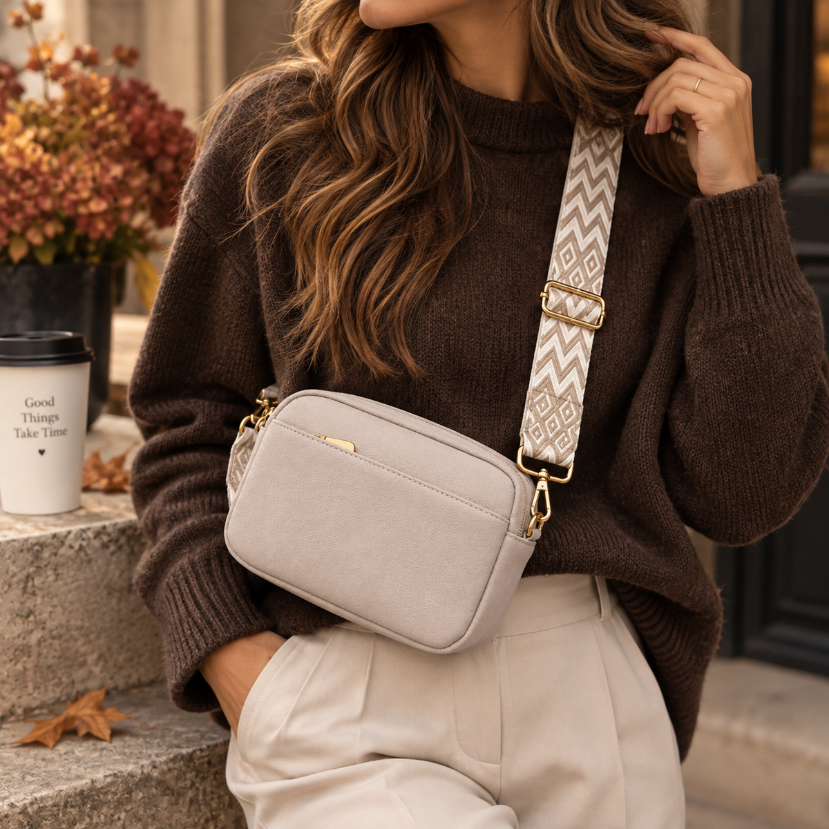 NUBE | Statement Crossbody Bag