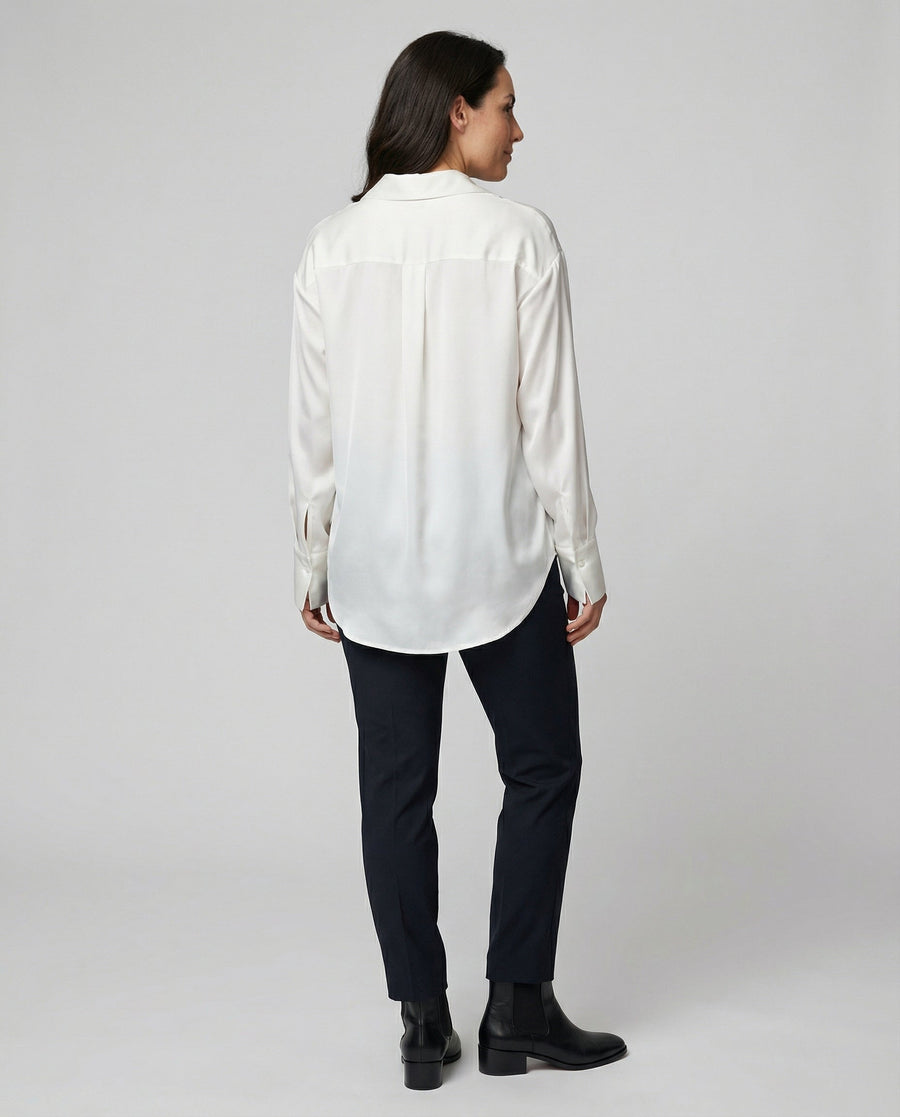 Classic Silk Blouse with Classic Collar and Button Front
