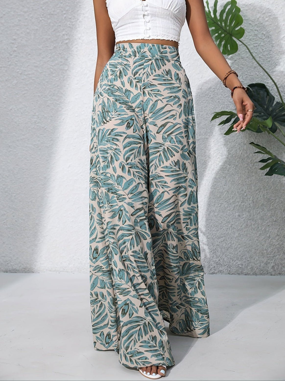 Floral Print High Waist Wide Leg Trousers with Flowing Palazzo Fit