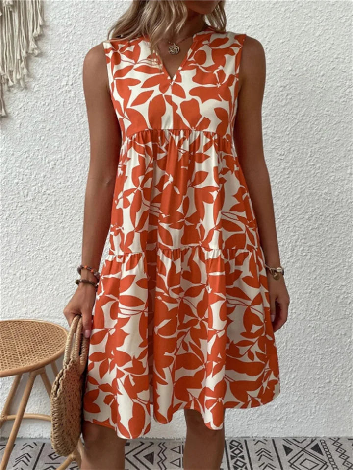 Floral Print Sleeveless Summer Dress with V-Neckline and Tiered Skirt