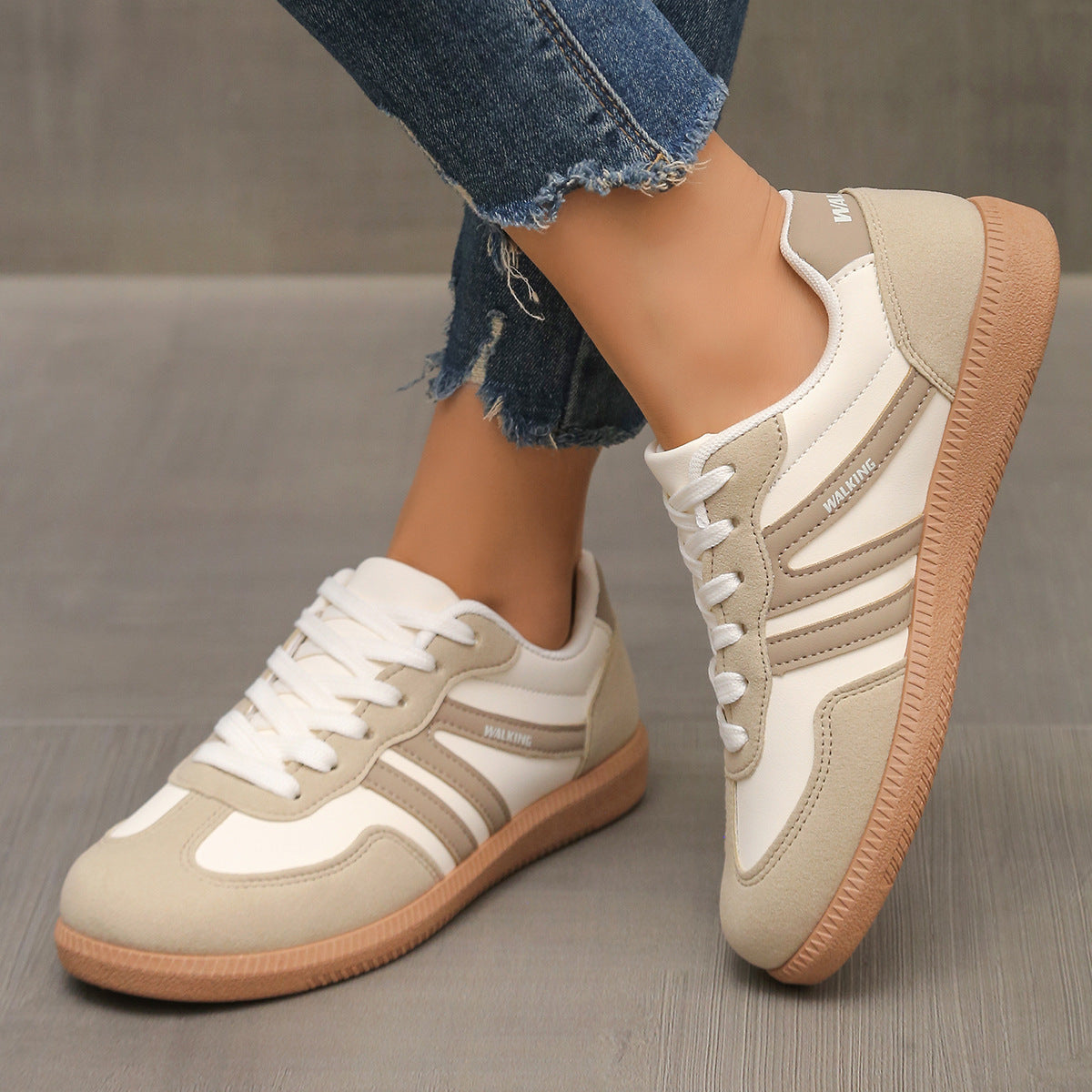 Deliza | Ergonomic Orthopaedic Trainers