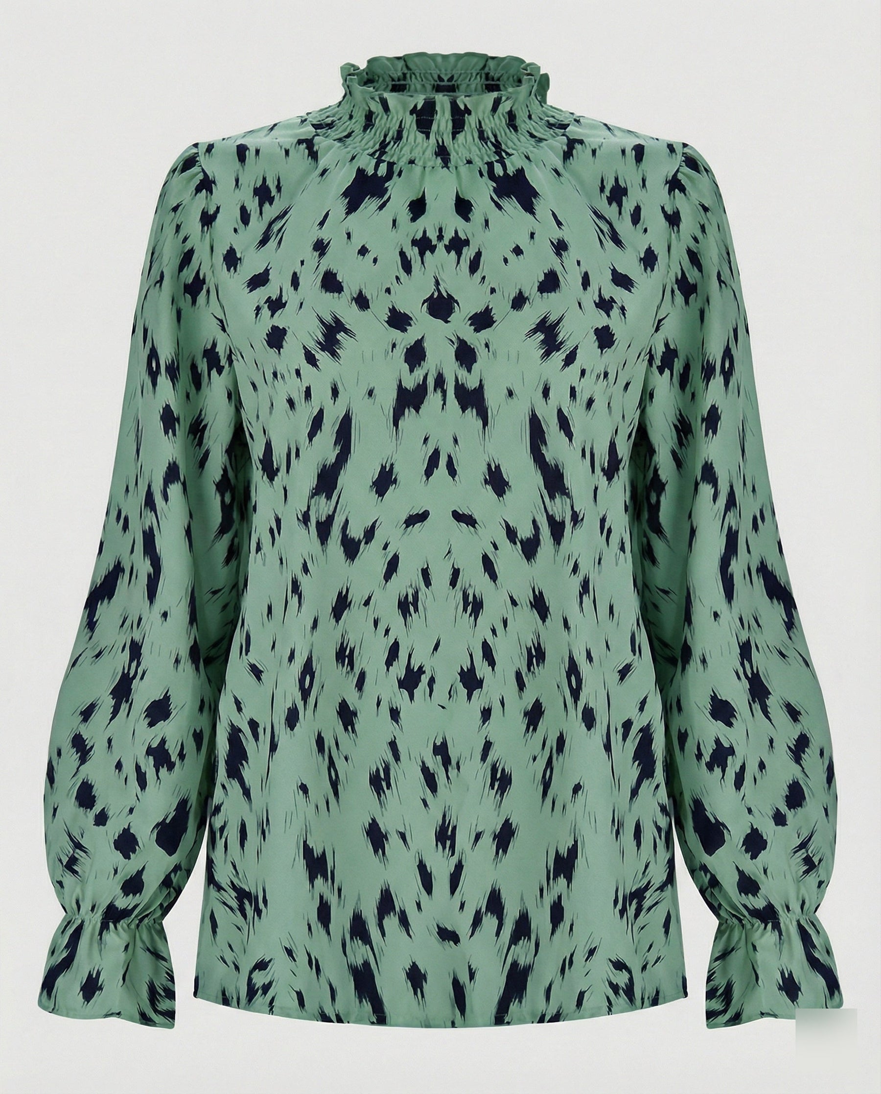 Relaxed Animal Print Blouse with Ruffle Neck and Puff Sleeves