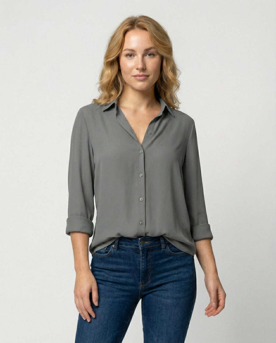 Relaxed Fit Blouse with Classic Collar and Three Quarter Sleeves