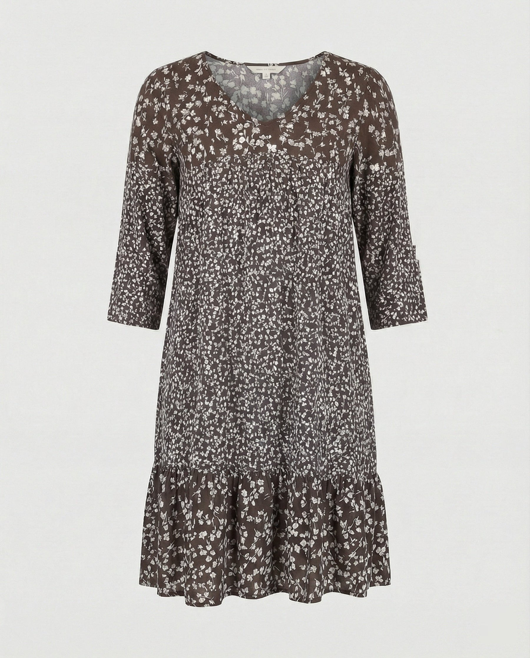 Relaxed Floral Mini Dress with V-Neckline and Ruffle Hem