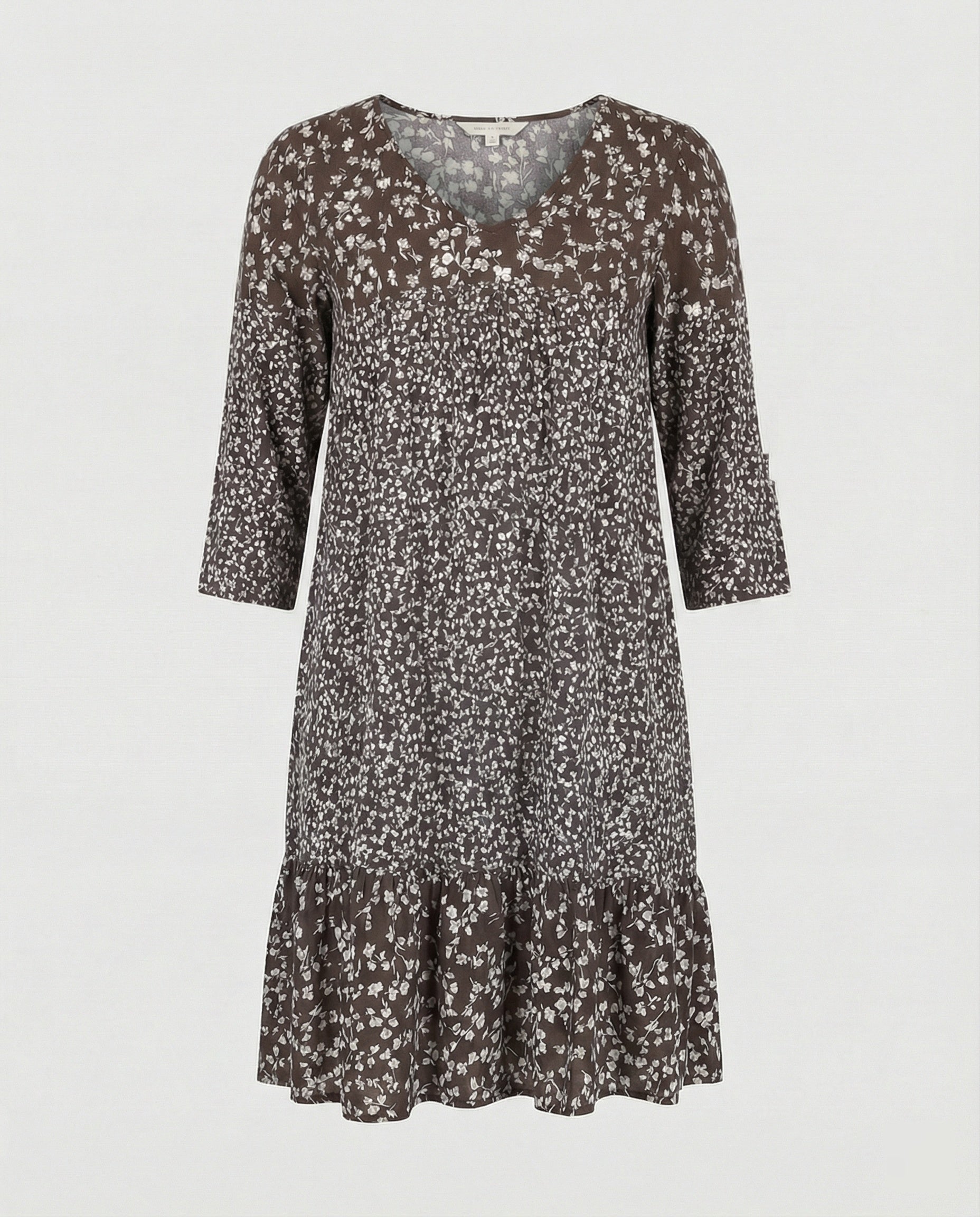 Relaxed Floral Mini Dress with V-Neckline and Ruffle Hem