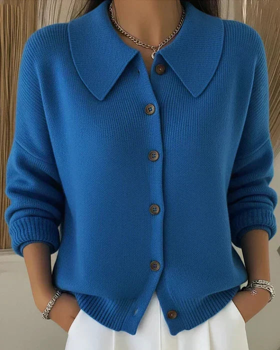 Relaxed Knit Cardigan with Wide Collar and Wood-Tone Buttons