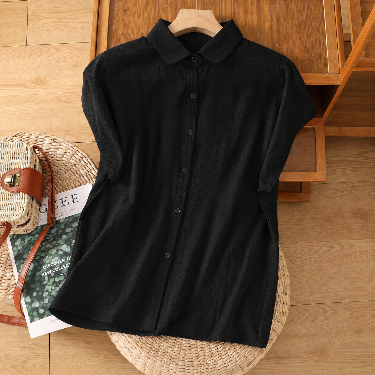 Relaxed Linen Shirt with Collared Neck and Button Front