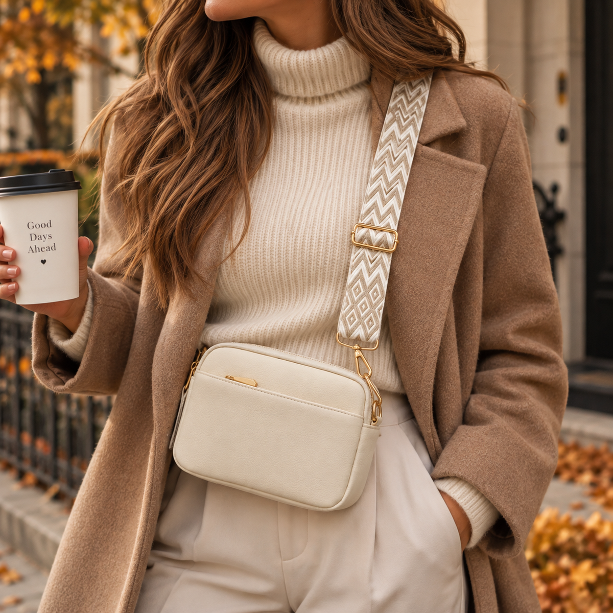 NUBE | Statement Crossbody Bag