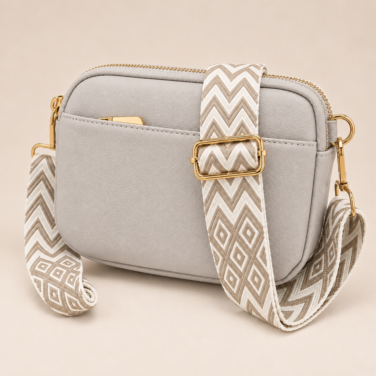 NUBE | Statement Crossbody Bag