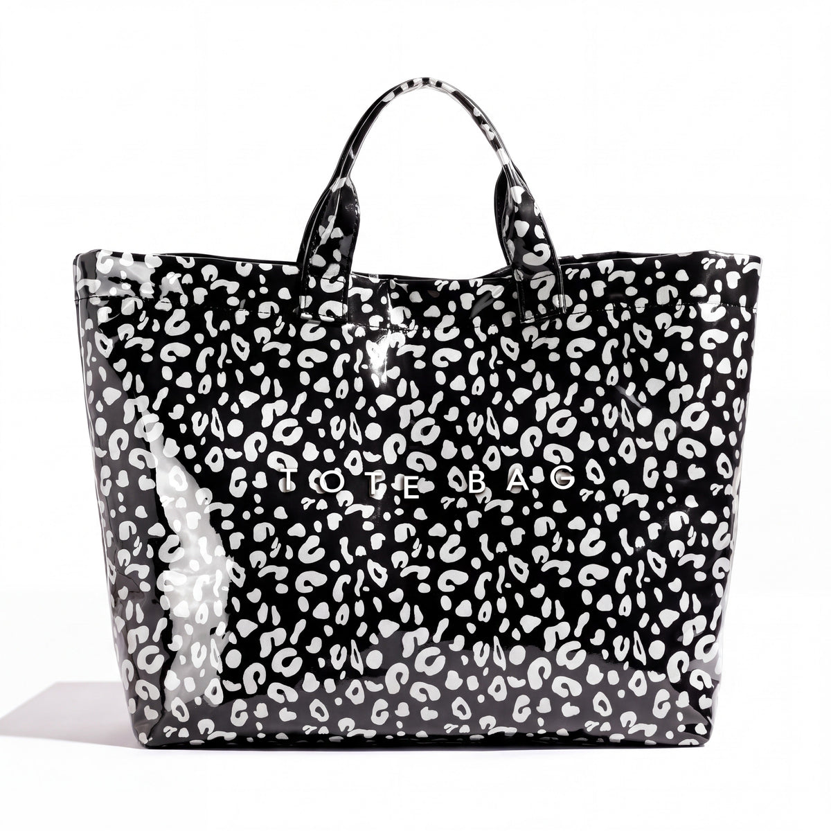 Holly – The Glossy Tartan Tote Bag