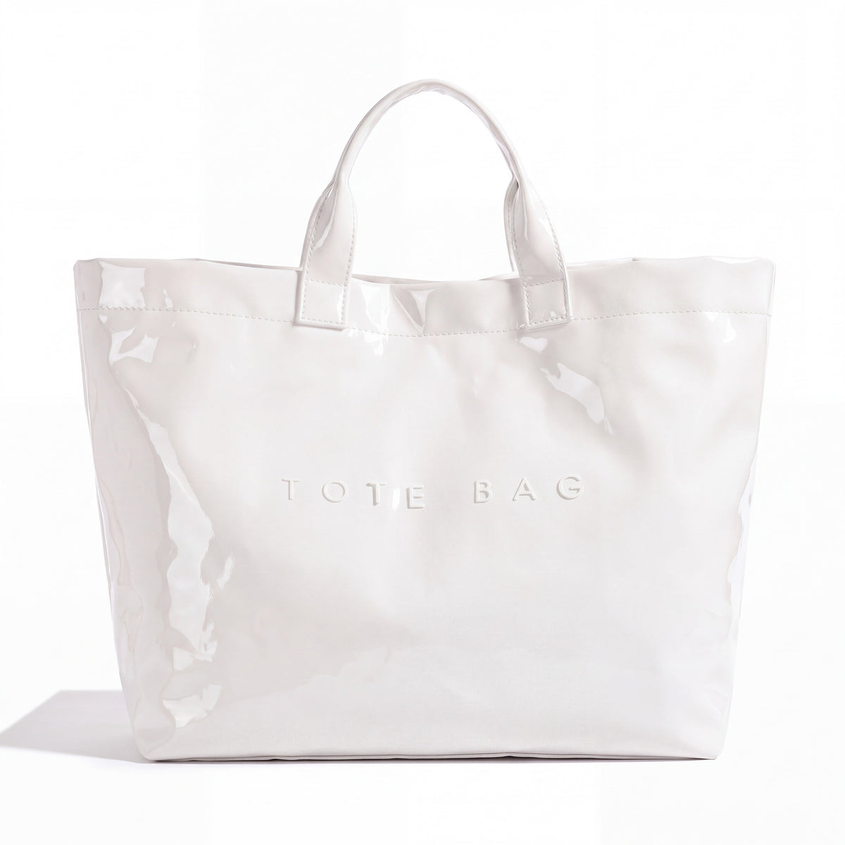 Holly – The Glossy Tartan Tote Bag