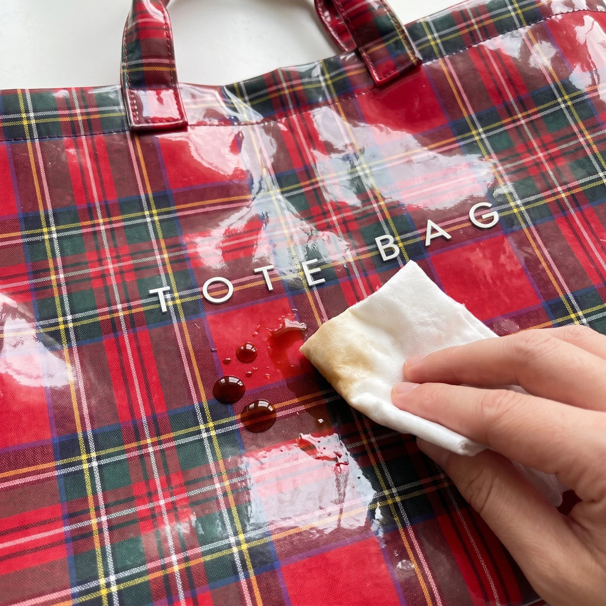 Holly – The Glossy Tartan Tote Bag
