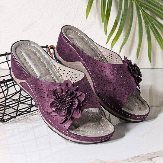 Lindsay | Soft leather orthopaedic sandals with arch support